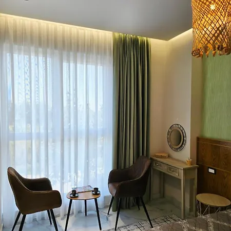 Sun-kissed Memories, Winter On The * Golem (Tirana)