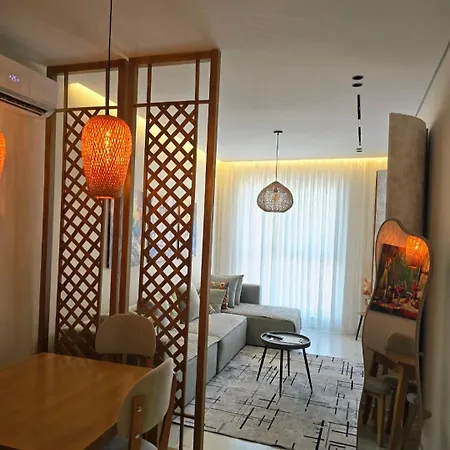 Sun-kissed Memories, Winter On The Apartamento Golem (Tirana)