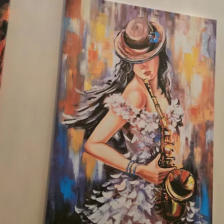 Apartamento Sun-kissed Memories, Winter On The Golem (Tirana)