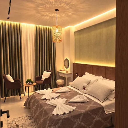 60 Seconds Walk To The Apartment Golem (Tirana)
